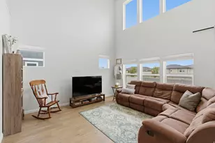 5080 Folkstone Dr, Eagle Mountain, UT 84005 - Photo 5