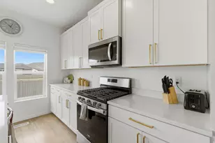 5080 Folkstone Dr, Eagle Mountain, UT 84005 - Photo 13