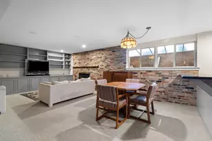 2931 E Robidoux Rd S, Sandy, UT 84093 - Photo 37