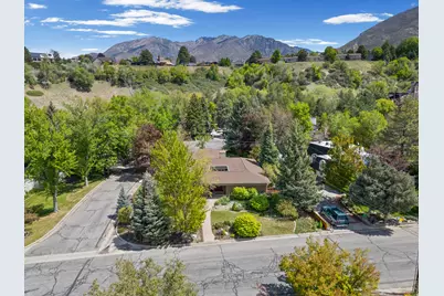 2931 E Robidoux Rd S, Sandy, UT 84093 - Photo 55