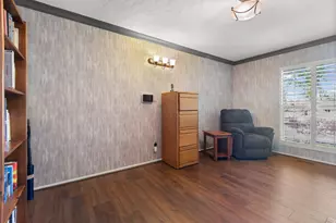 2931 E Robidoux Rd S, Sandy, UT 84093 - Photo 29