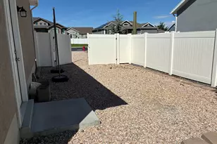 2374 N 2825 W, Plain City, UT 84404 - Photo 41