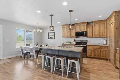 2374 N 2825 W, Plain City, UT 84404 - Photo 9