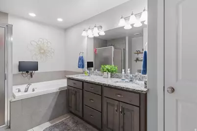 2374 N 2825 W, Plain City, UT 84404 - Photo 17
