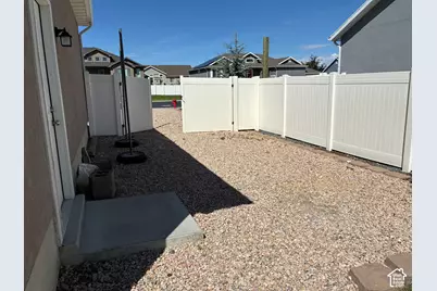 2374 N 2825 W, Plain City, UT 84404 - Photo 39
