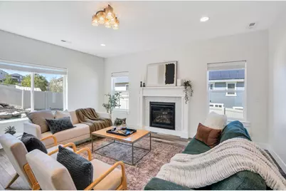 3247 S Tytus Ln, Saratoga Springs, UT 84045 - Photo 9