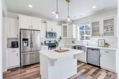 3247 S Tytus Ln, Saratoga Springs, UT 84045 - Photo 15