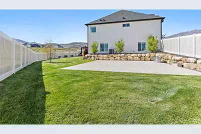 12149 N Creek Meadow Ct, Highland, UT 84003 - Photo 57