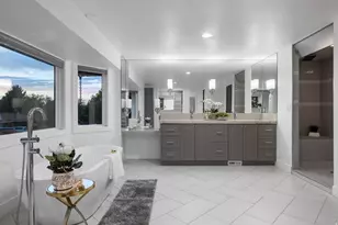8479 S Escalante Dr, Sandy, UT 84093 - Photo 11