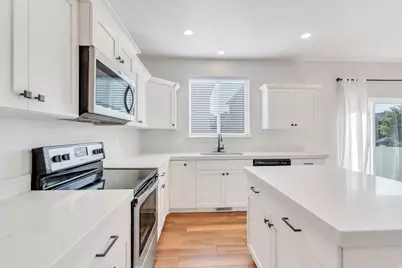 564 N 40 W, Vineyard, UT 84059 - Photo 7