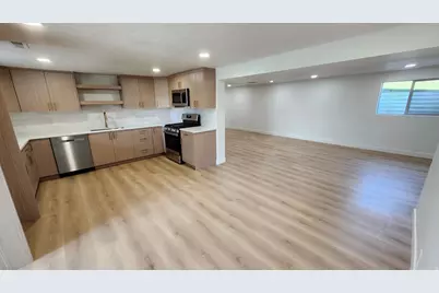 8492 S Mesa Dr E, Sandy, UT 84093 - Photo 19