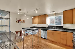 939 S Donner Way E, Salt Lake City, UT 84108 - Photo 9