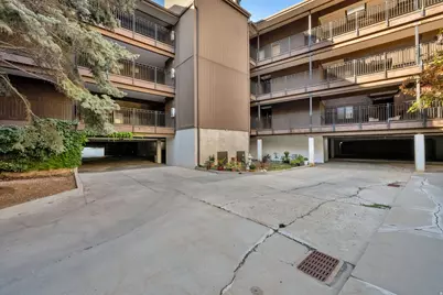 939 S Donner Way E, Salt Lake City, UT 84108 - Photo 27