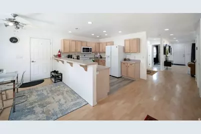 942 S Coyote Cv, Lehi, UT 84043 - Photo 15