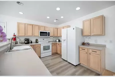 942 S Coyote Cv, Lehi, UT 84043 - Photo 23