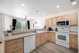 942 S Coyote Cv, Lehi, UT 84043 - Photo 17