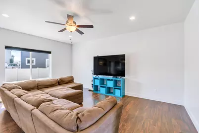304 E 330 N, Vineyard, UT 84059 - Photo 5