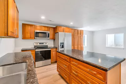 304 E 330 N, Vineyard, UT 84059 - Photo 27