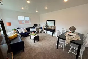 5447 S 2425 W, Roy, UT 84067 - Photo 9