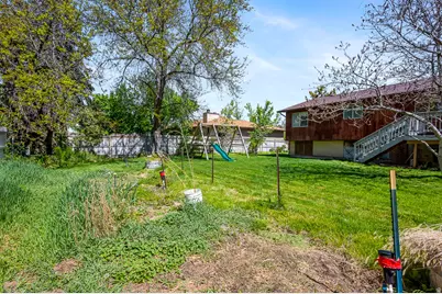 10140 S Buttercup Dr, Sandy, UT 84092 - Photo 17
