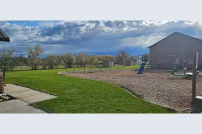 104 W 700 N, Vernal, UT 84078 - Photo 5