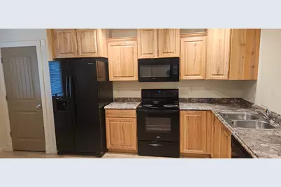 104 W 700 N, Vernal, UT 84078 - Photo 11