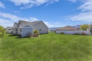 552 W 98 St N, Hyrum, UT 84319 - Photo 33