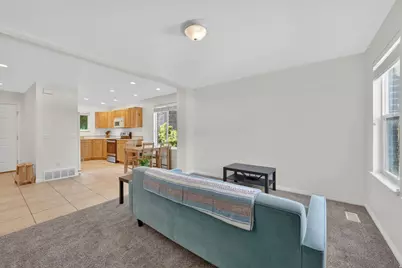 182 W 300 N #4, Bountiful, UT 84010 - Photo 5