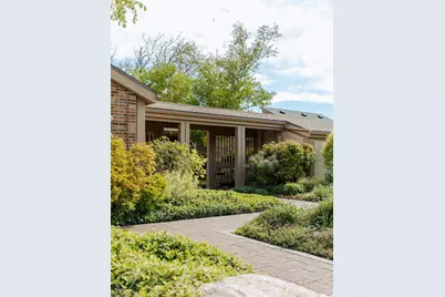 220 E Dorchester Dr N, Salt Lake City, UT 84103 - Photo 3