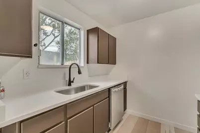 4238 W Old Miller Ct S, Salt Lake City, UT 84118 - Photo 5