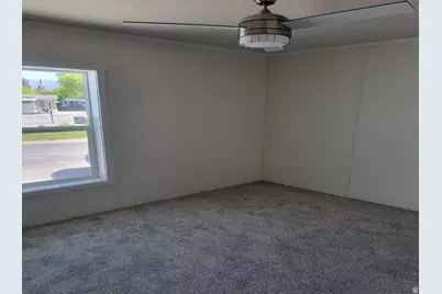 75 W 250 N #17, Clearfield, UT 84015 - Photo 3