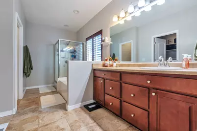 8256 S Imperial Oak Dr, West Jordan, UT 84081 - Photo 11