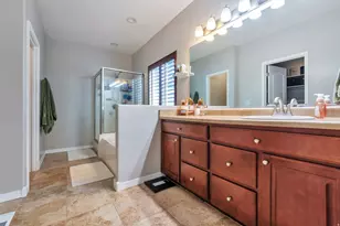 8256 S Imperial Oak Dr, West Jordan, UT 84081 - Photo 11