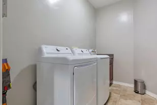 8256 S Imperial Oak Dr, West Jordan, UT 84081 - Photo 21