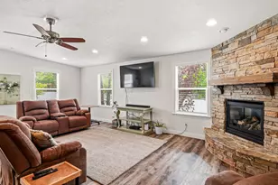 6021 W Fragrant Ln, Herriman, UT 84096 - Photo 9