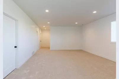 261 E Mariner Cir, Garden City, UT 84028 - Photo 17