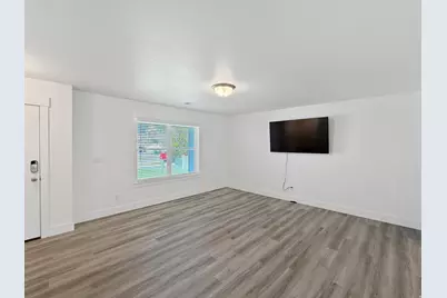 880 N 900 W, Tremonton, UT 84337 - Photo 3