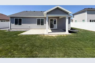 880 N 900 W, Tremonton, UT 84337 - Photo 17