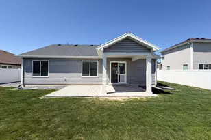 880 N 900 W, Tremonton, UT 84337 - Photo 17