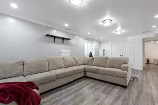 5244 W Shaggy Peak Dr, Riverton, UT 84096 - Photo 21