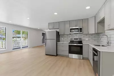 171 W Vine St, Tooele, UT 84074 - Photo 9