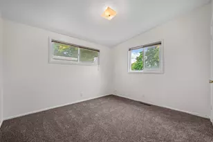 1954 W Theckston Rd, Taylorsville, UT 84129 - Photo 15