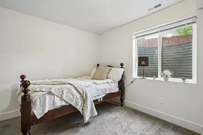 10083 S Queens Ferry Dr. W, South Jordan, UT 84009 - Photo 29