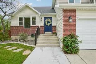 10083 S Queens Ferry Dr W, South Jordan, UT 84009 - Photo 3