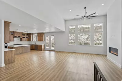 728 E Mountain Rd, North Ogden, UT 84414 - Photo 7