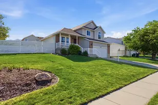 11189 S Ohenry Rd, Sandy, UT 84070 - Photo 3