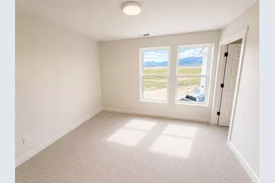 7027 W Lake Ave, South Jordan, UT 84009 - Photo 21