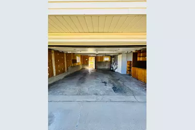 4245 S 3320 E, Holladay, UT 84124 - Photo 45