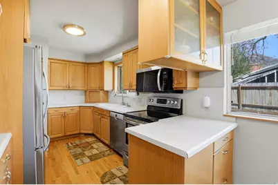 4245 S 3320 E, Holladay, UT 84124 - Photo 19