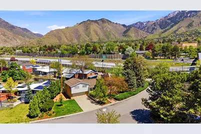 4245 S 3320 E, Holladay, UT 84124 - Photo 47